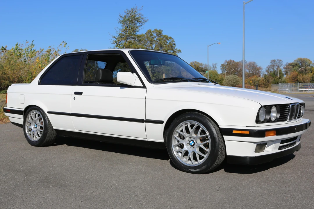 1989 BMW E30 3 Series - Image 3 of 31