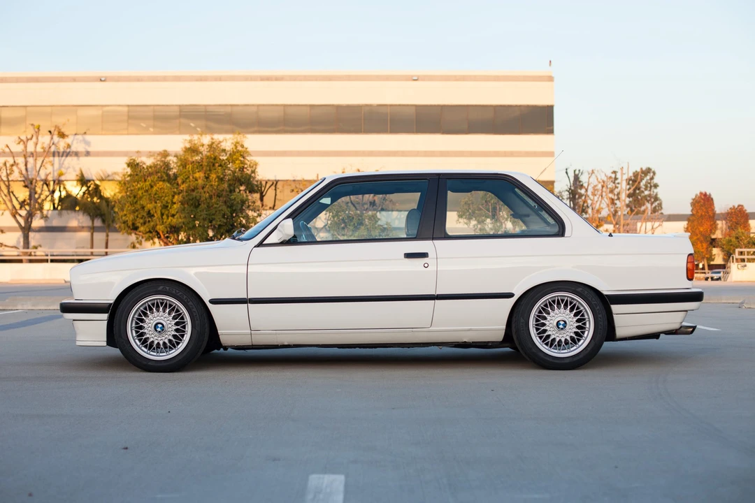 1989 BMW E30 3 Series - Image 16 of 31