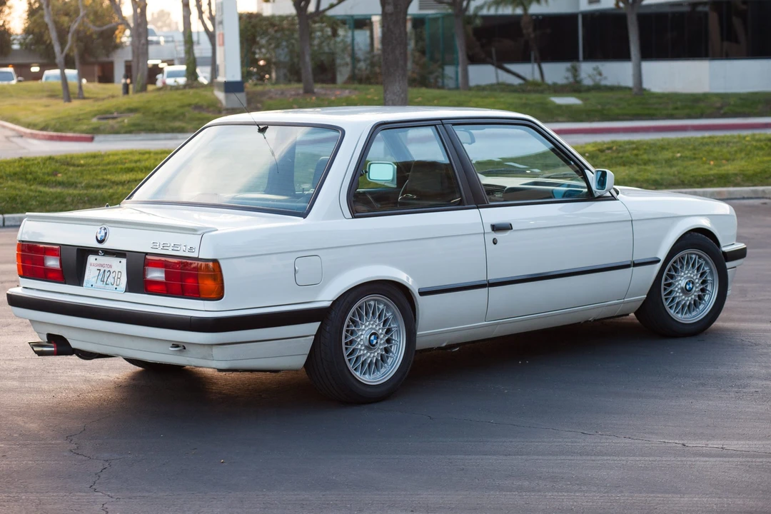 1989 BMW E30 3 Series - Image 28 of 31