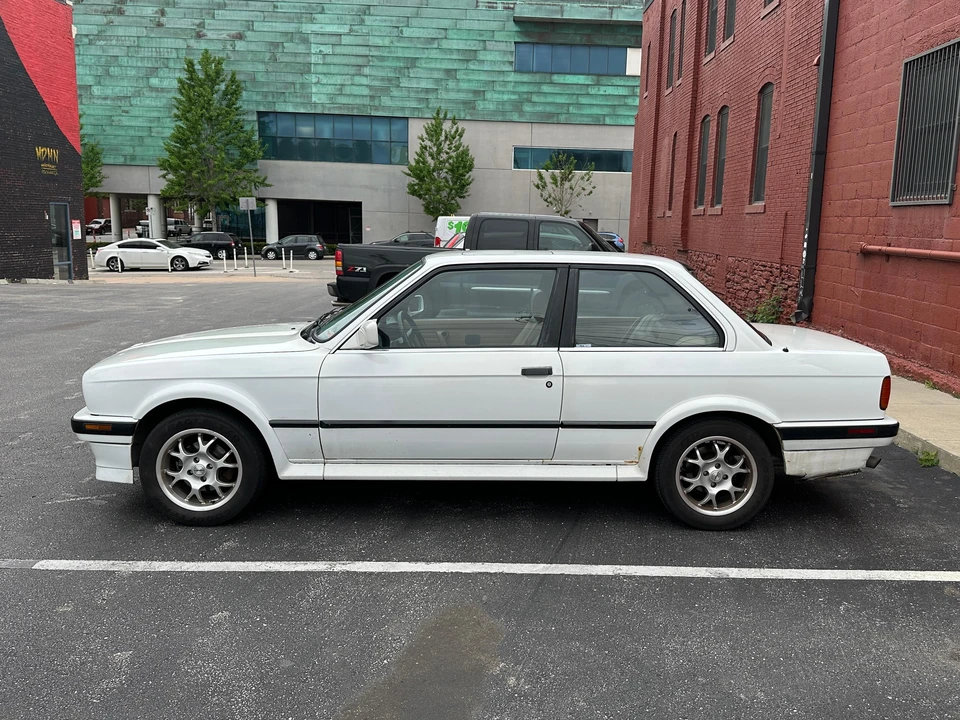 1989 BMW E30 3 Series - Image 10 of 31