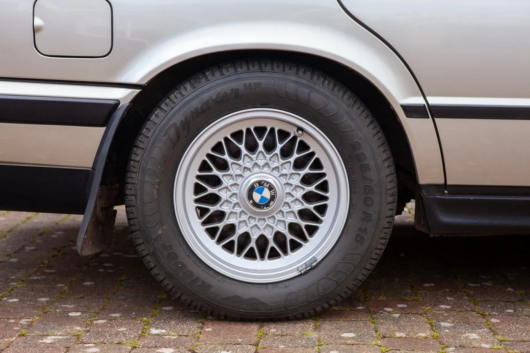 1989 BMW E34 5 Series - Image 16 of 31