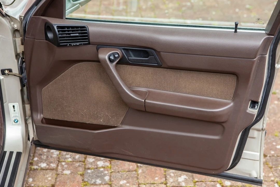 1989 BMW E34 5 Series - Image 29 of 31