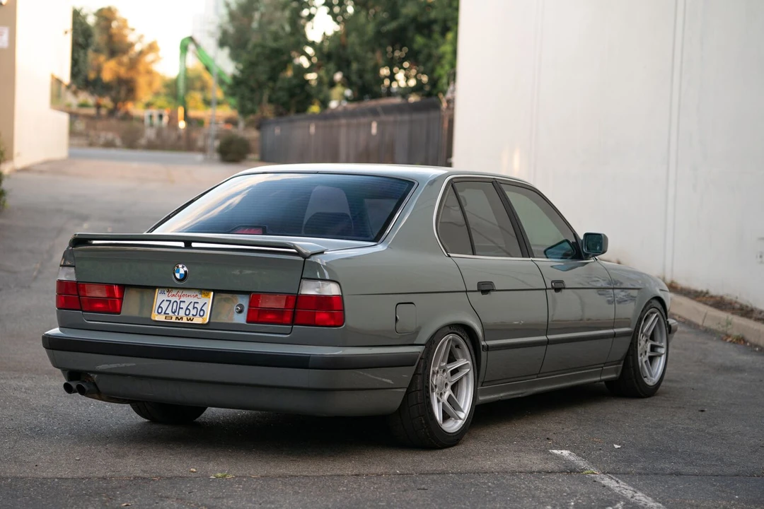 1989 BMW E34 5 Series - Image 2 of 31