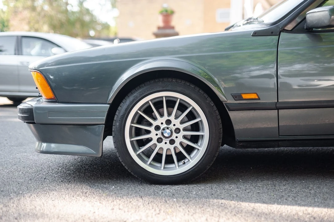 1989 BMW E24 6 Series - Image 14 of 30