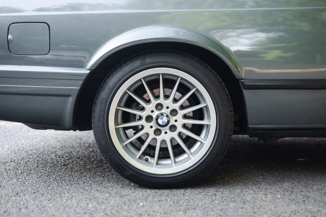 1989 BMW E24 6 Series - Image 16 of 30
