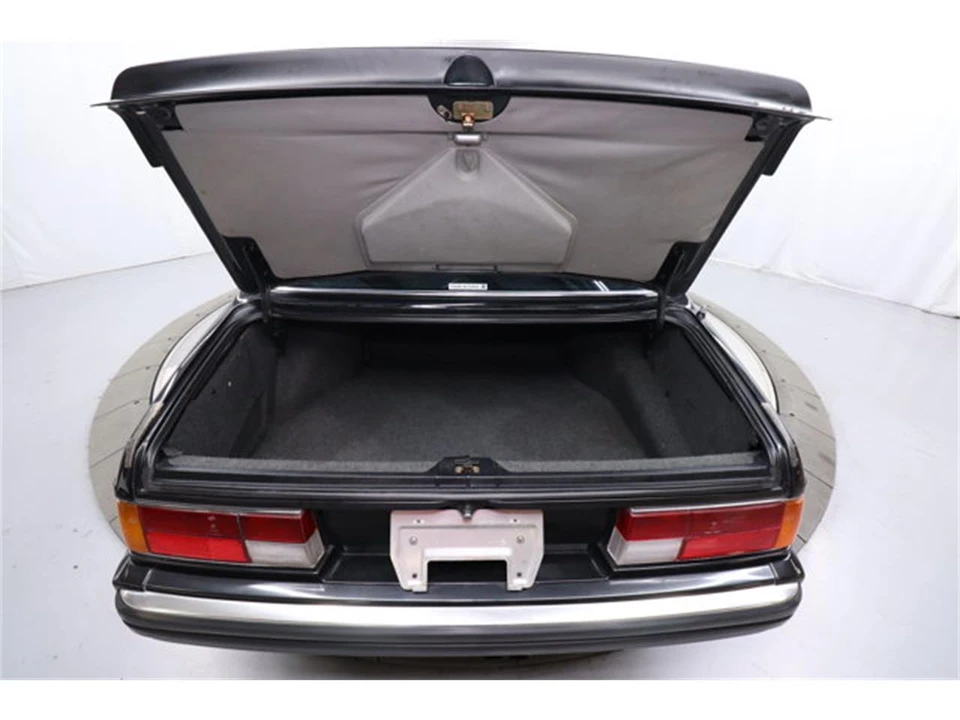 1989 BMW E24 6 Series - Image 25 of 31
