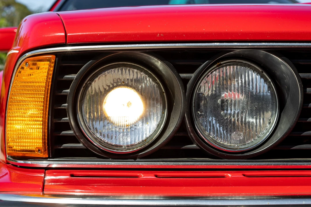 1989 BMW E24 6 Series - Image 13 of 31