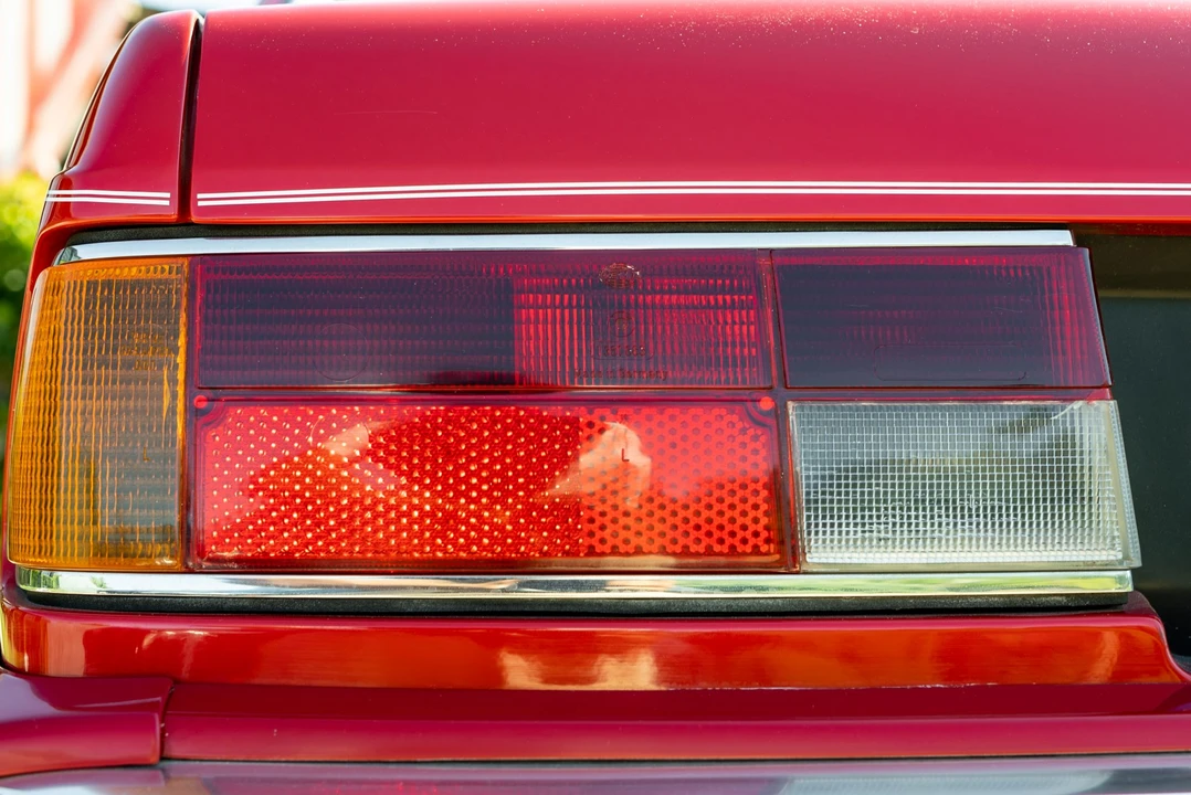 1989 BMW E24 6 Series - Image 18 of 31