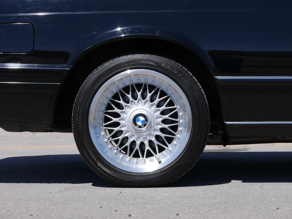 1989 BMW E24 6 Series - Image 18 of 31