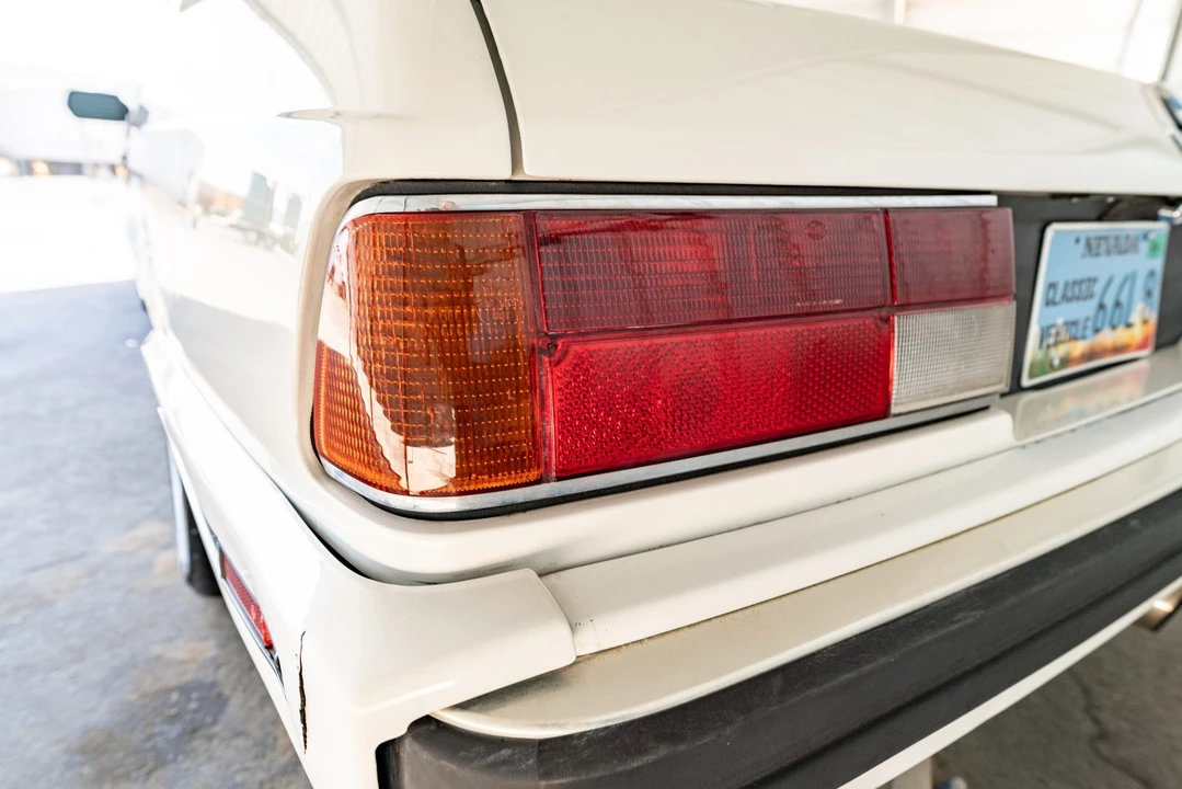1989 BMW E24 6 Series - Image 30 of 31