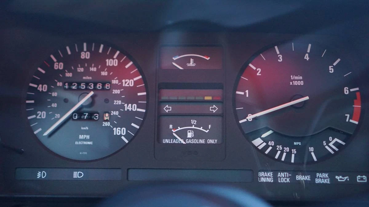 1989 BMW E24 6 Series - Image 11 of 24