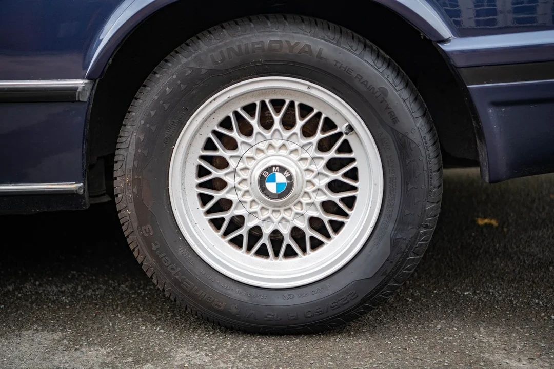 1988 BMW E24 6 Series - Image 16 of 30