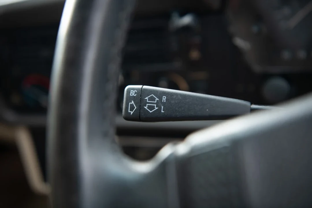 1988 BMW E24 6 Series - Image 22 of 30