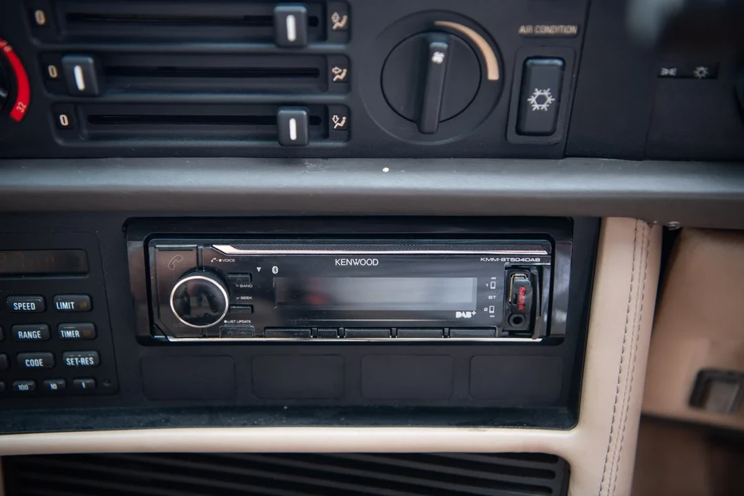 1988 BMW E24 6 Series - Image 28 of 30