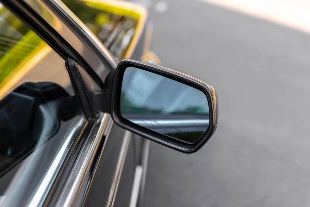 1989 BMW E24 6 Series - Image 30 of 31