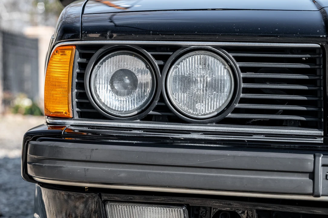 1989 BMW E24 6 Series - Image 14 of 31