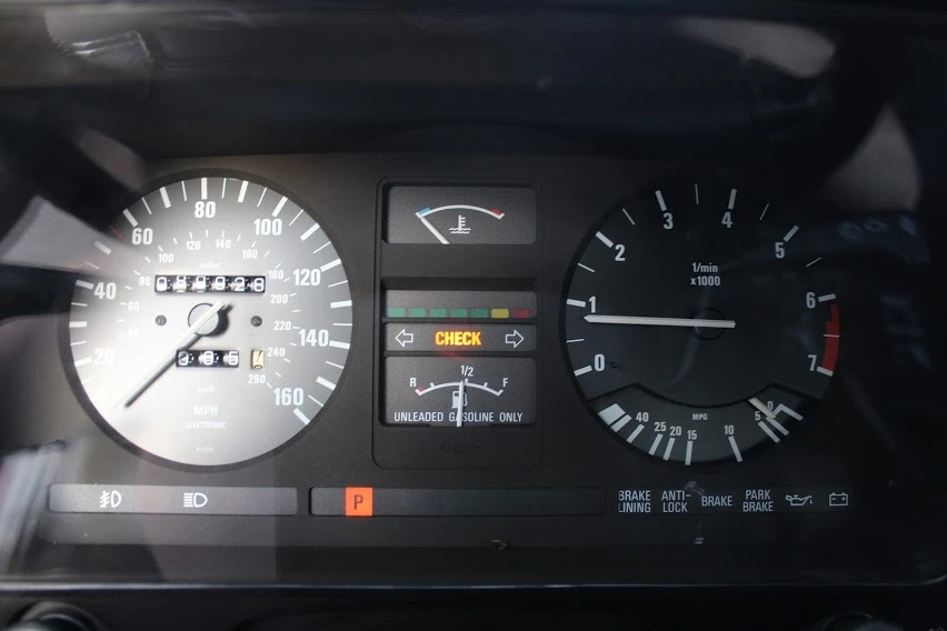 1989 BMW E24 6 Series - Image 24 of 31