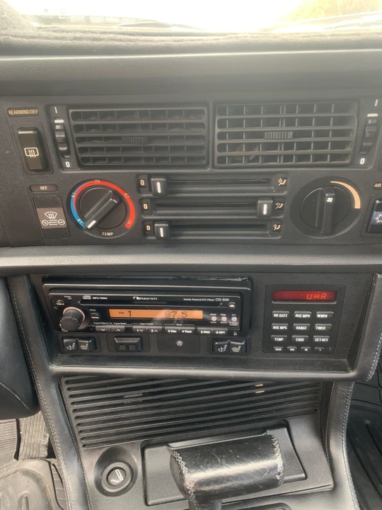 1989 BMW E24 6 Series - Image 27 of 31