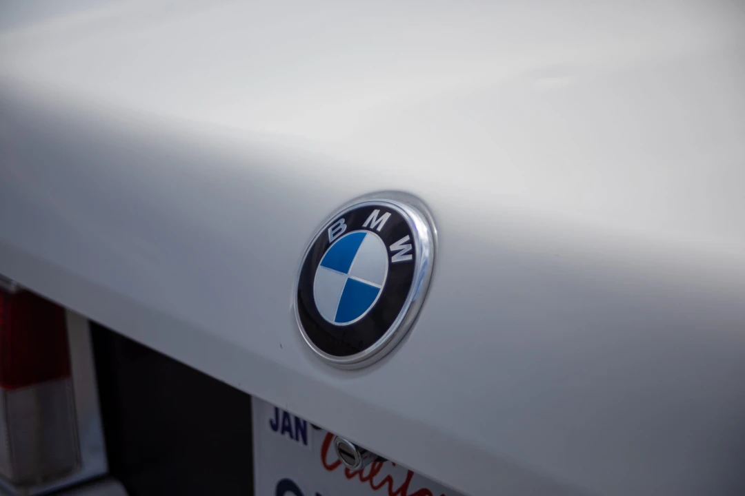 1989 BMW E24 6 Series - Image 30 of 31