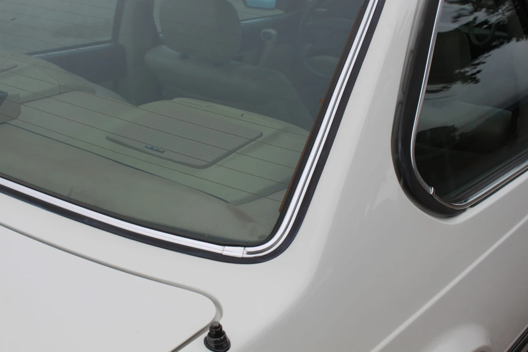 1989 BMW E24 6 Series - Image 30 of 31