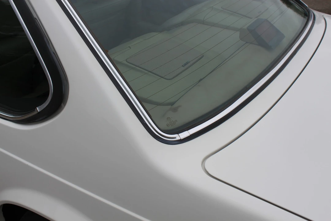 1989 BMW E24 6 Series - Image 29 of 31