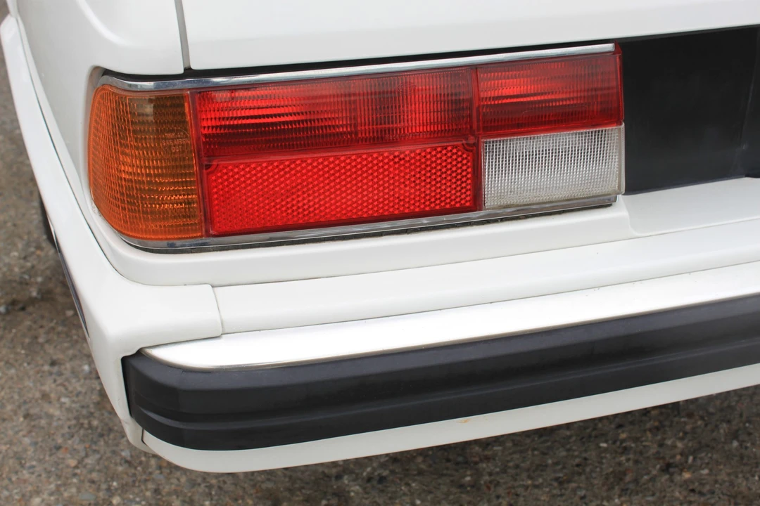 1989 BMW E24 6 Series - Image 21 of 31