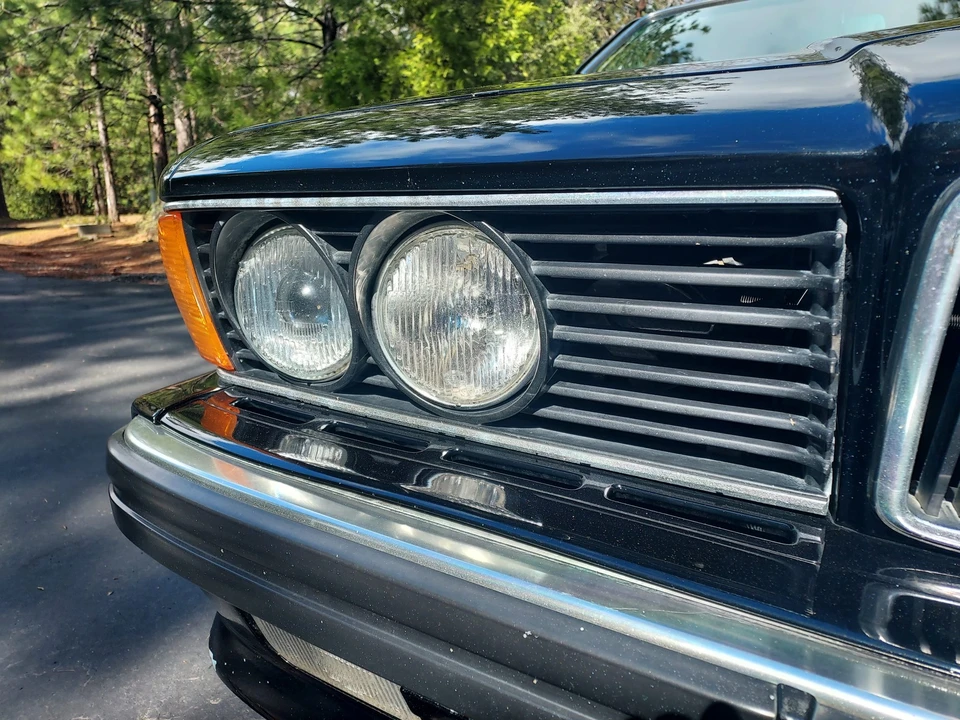1989 BMW E24 6 Series - Image 10 of 31