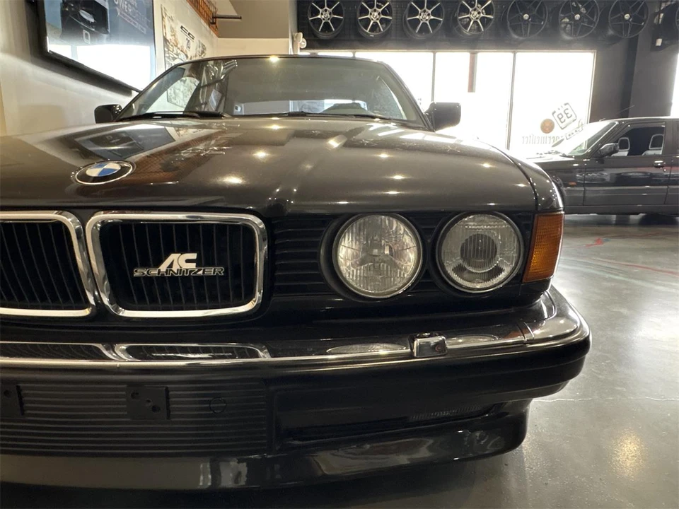 1989 BMW E32 7 Series - Image 3 of 14