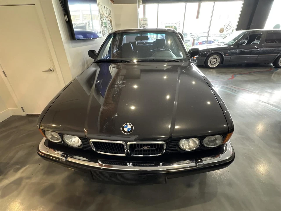 1989 BMW E32 7 Series - Image 4 of 14
