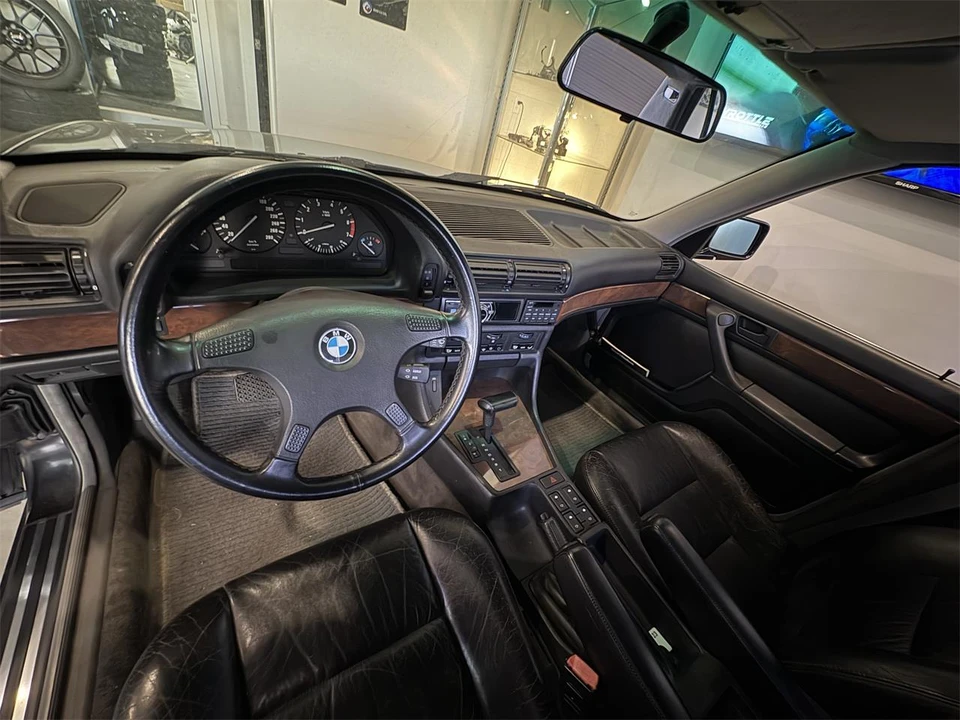 1989 BMW E32 7 Series - Image 9 of 14
