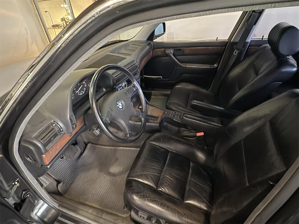 1989 BMW E32 7 Series - Image 8 of 14