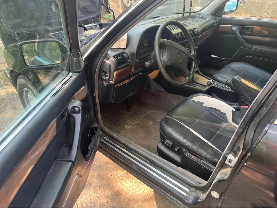 1989 BMW E32 7 Series - Image 9 of 12