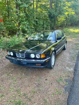 1989 BMW 7 Series 735iL Sedan 4D