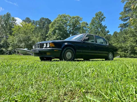 1989 BMW 7 Series 735iL Sedan 4D