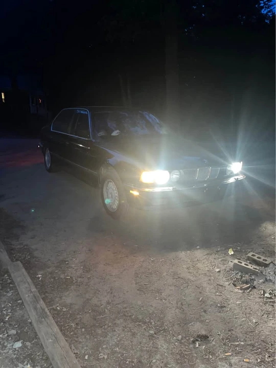 1989 BMW E32 7 Series - Image 6 of 12