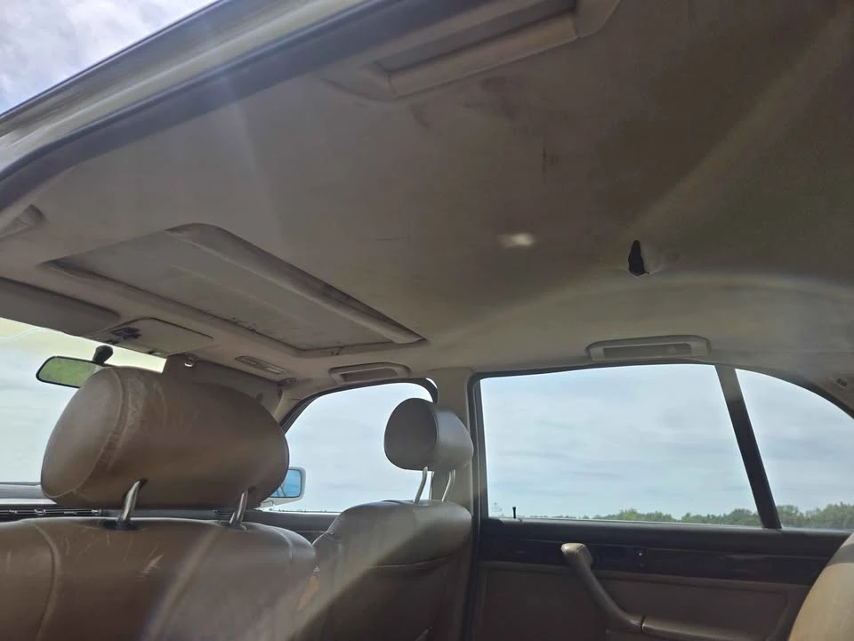 1989 BMW E32 7 Series - Image 11 of 12