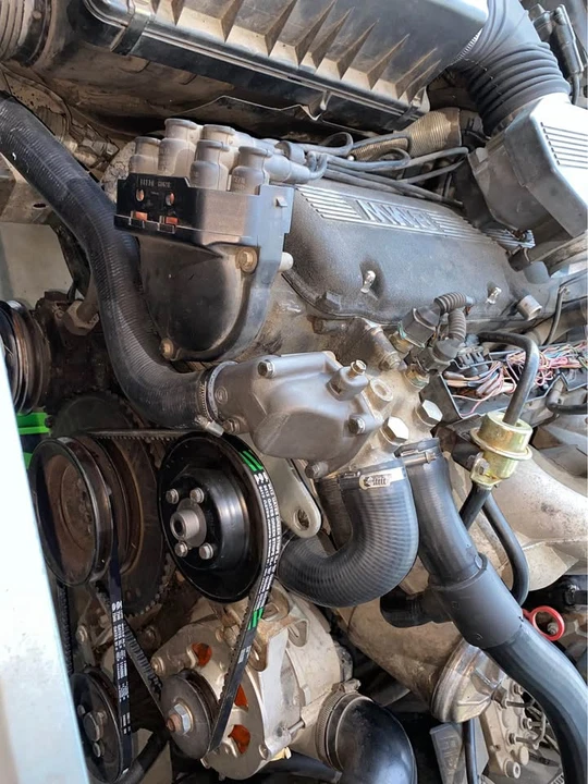 1989 BMW E32 7 Series - Image 3 of 7