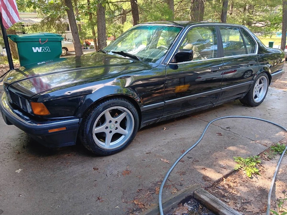 1989 BMW E32 7 Series - Image 4 of 14