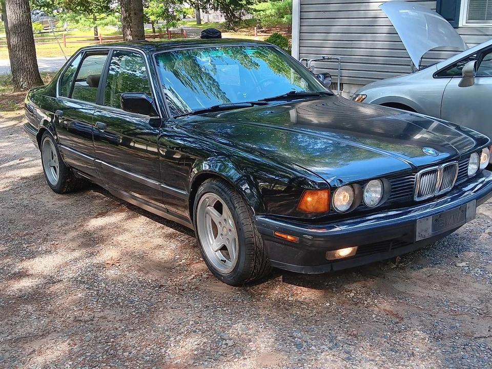1989 BMW E32 7 Series - Image 3 of 14