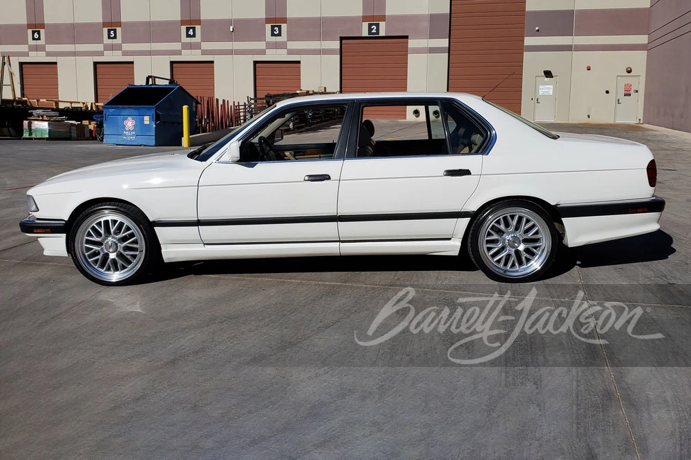 1989 BMW E32 7 Series - Image 4 of 10
