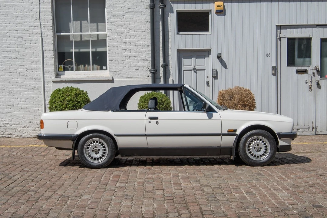 1989 BMW E30 3 Series - Image 25 of 31