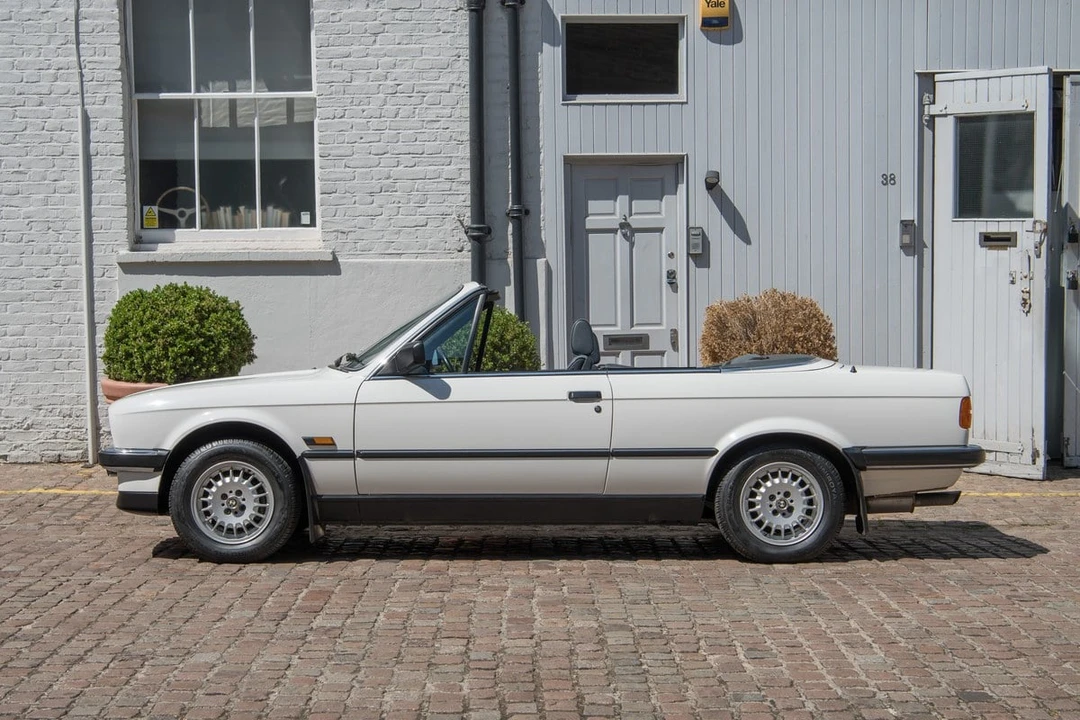 1989 BMW E30 3 Series - Image 2 of 31