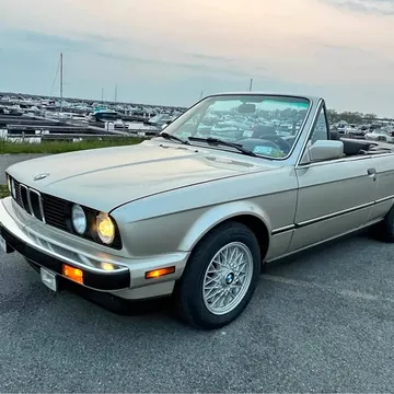 1989 BMW E30 325i Convertible