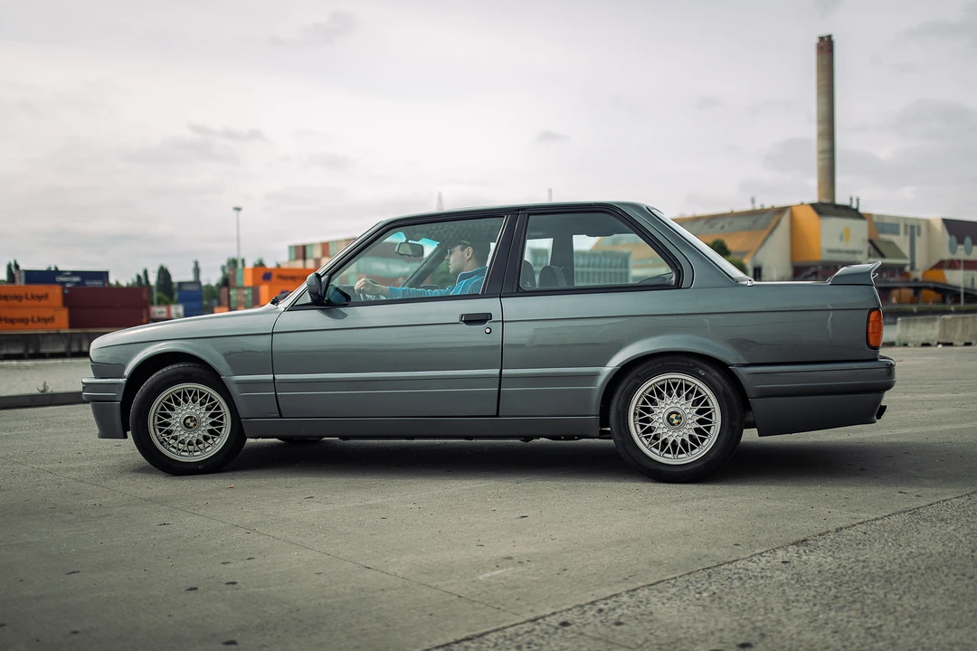 1989 BMW E30 3 Series - Image 16 of 31