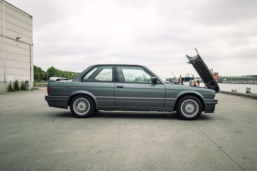 1989 BMW E30 3 Series - Image 25 of 31