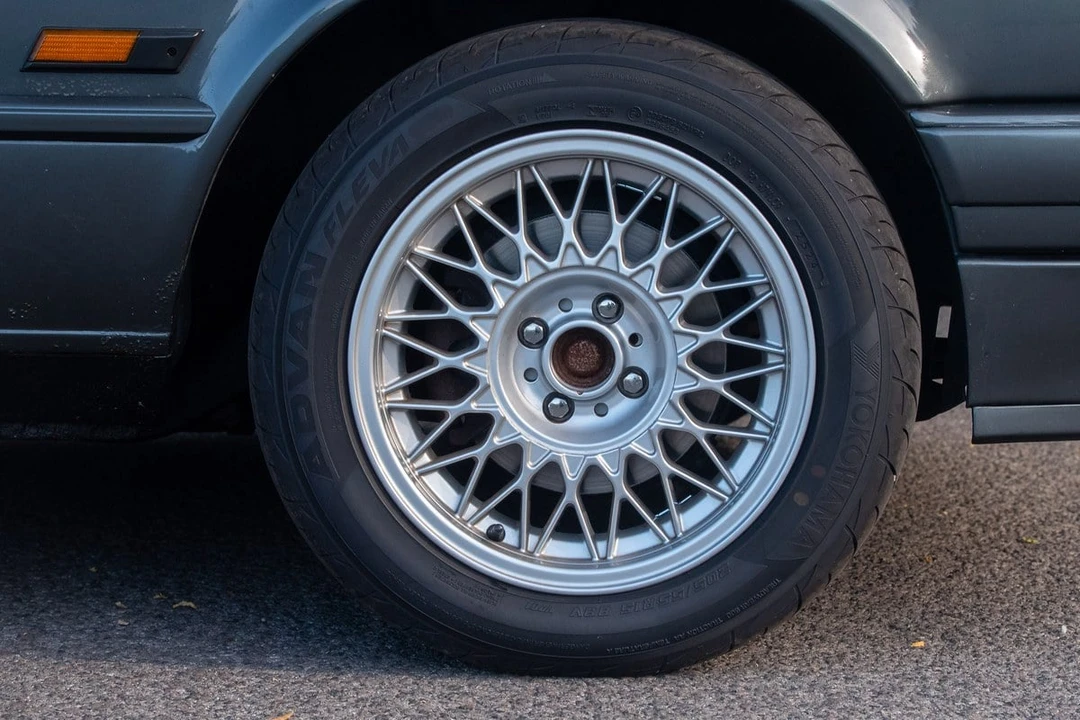 1989 BMW E30 3 Series - Image 27 of 30