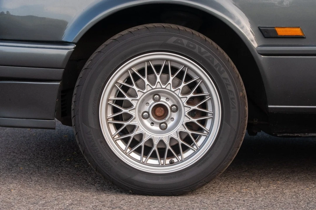 1989 BMW E30 3 Series - Image 26 of 30