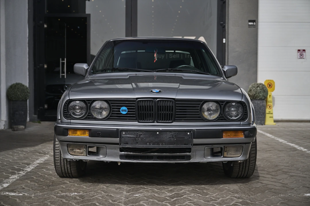 1989 BMW E30 3 Series - Image 2 of 31