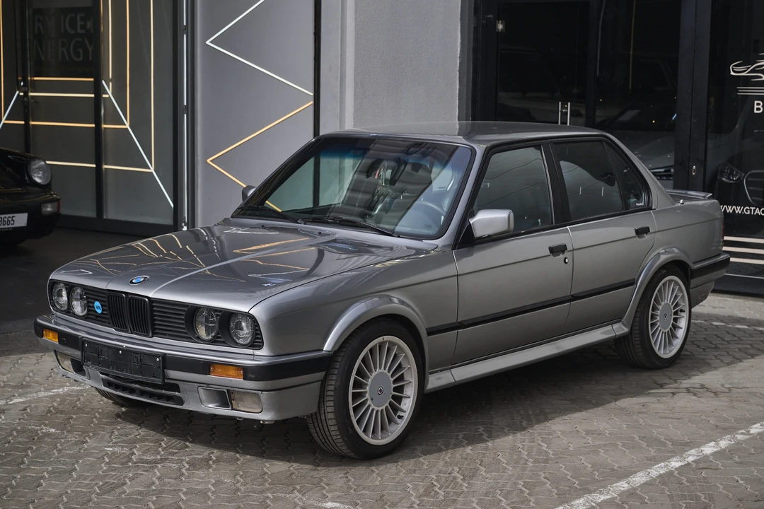 1989 BMW E30 3 Series - Image 12 of 31