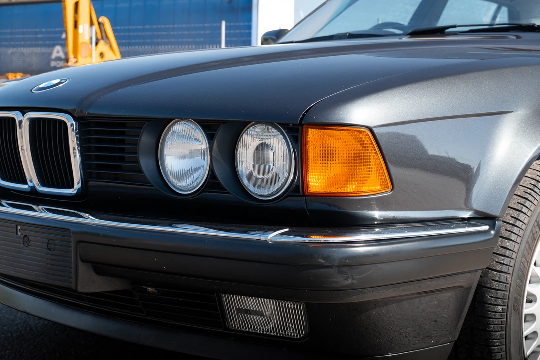 1989 BMW E32 7 Series - Image 23 of 31